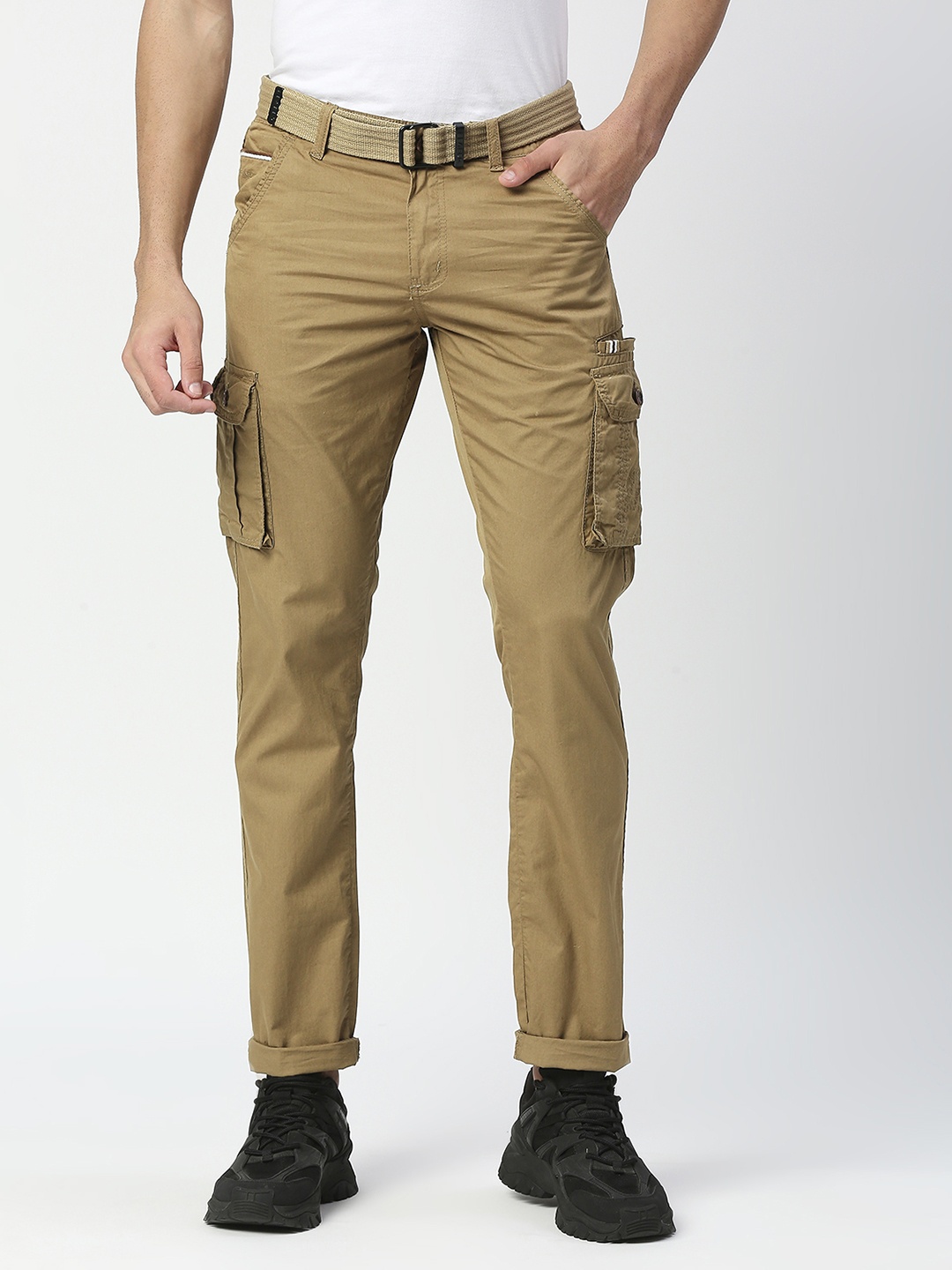 

beevee Men Khaki Regular Fit Solid Cargos