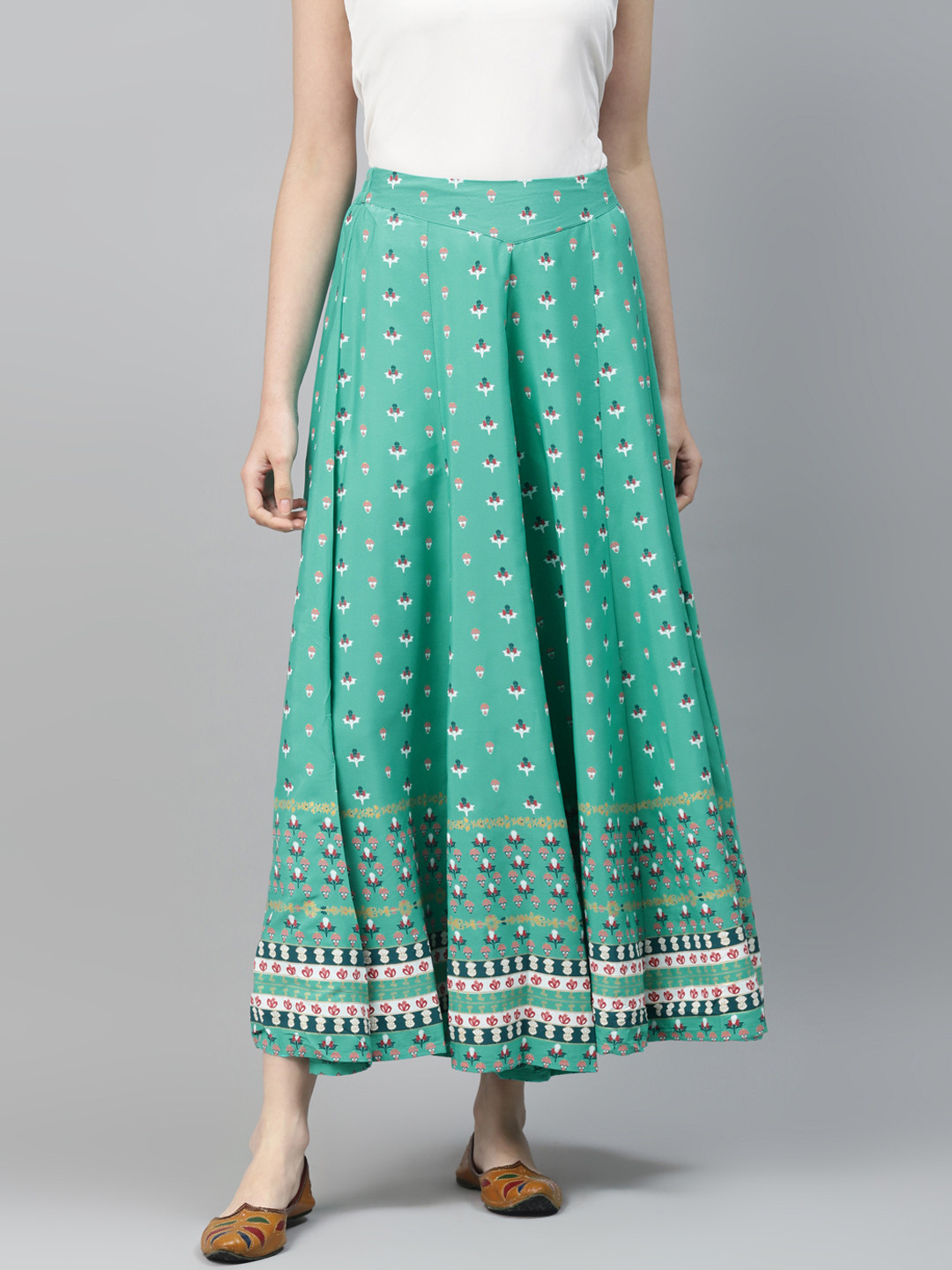 

AURELIA Women Green & White Printed Flared Palazzos