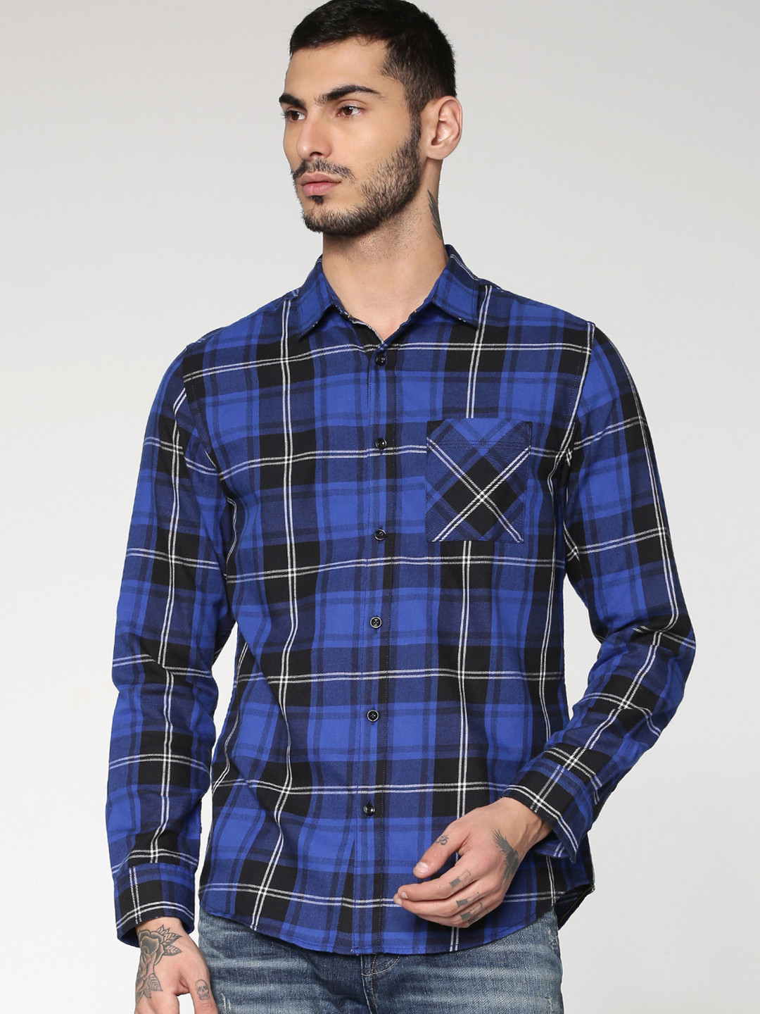 

Jack & Jones Men Blue & Black Slim Fit Checked Casual Shirt
