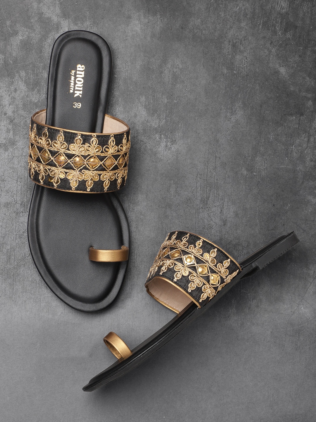 

Anouk Women Gold Toned & Black Woven Design One Toe Flats