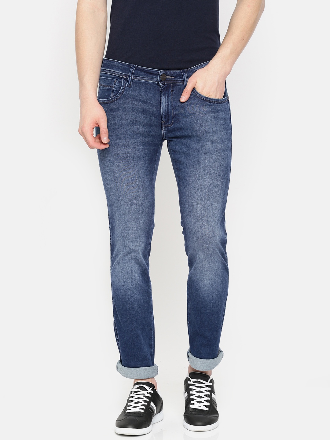

Wrangler Men Blue Skanders Slim Fit Low-Rise Clean Look Stretchable Jeans