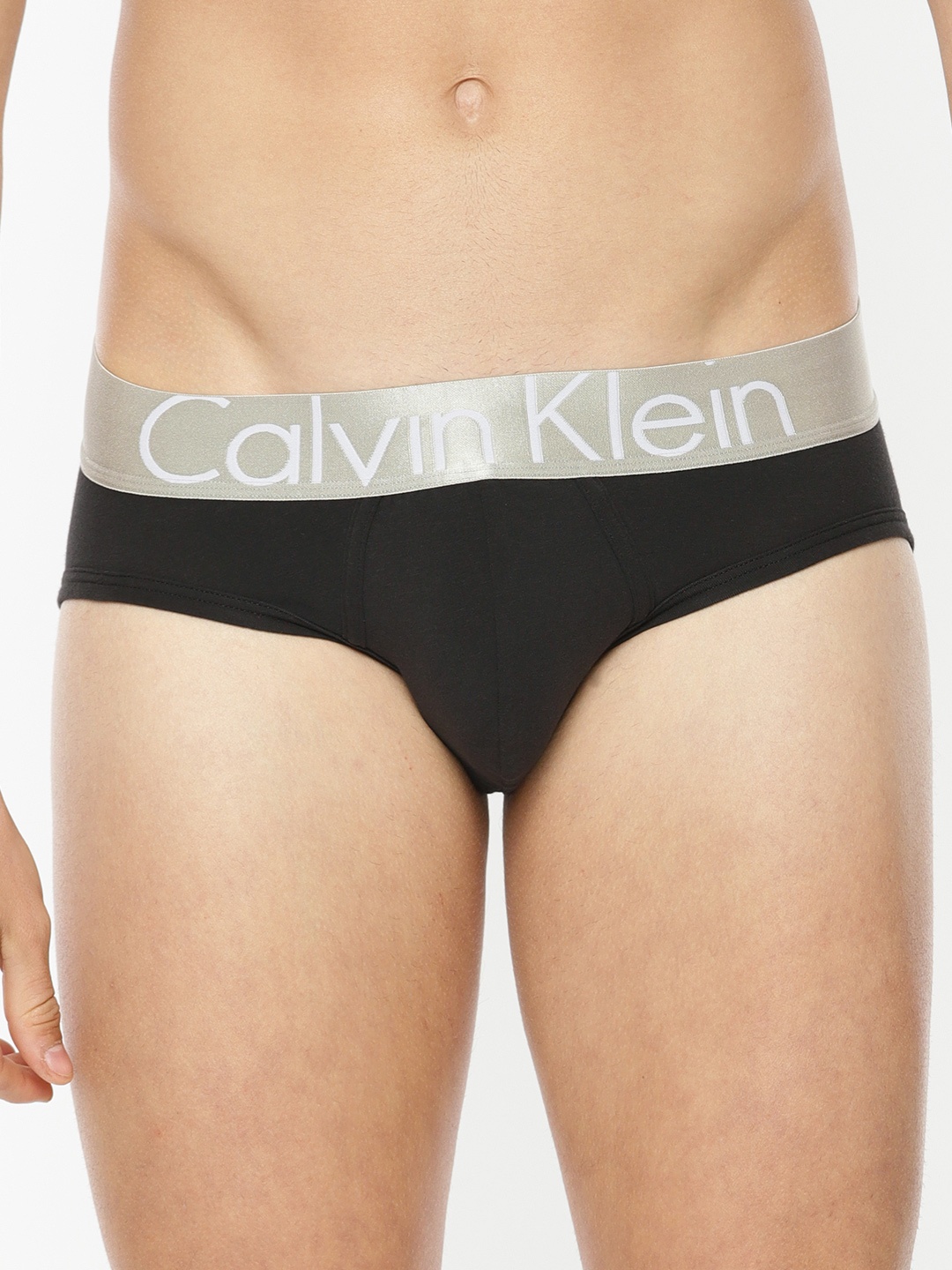 

Calvin Klein Underwear Men Black Solid Briefs U2704D001