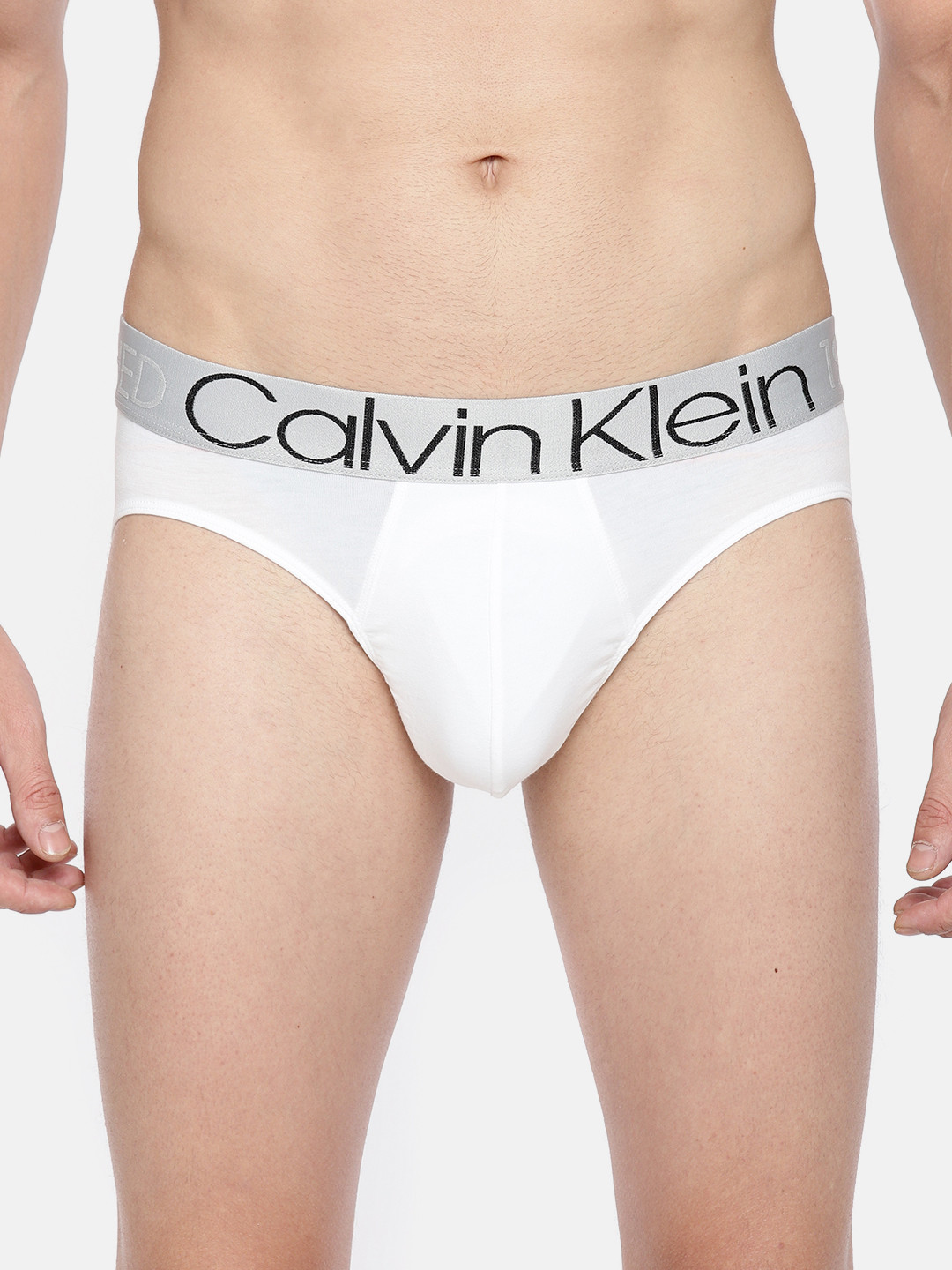 

Calvin Klein Underwear Men White Solid Briefs NEW-NB1564100