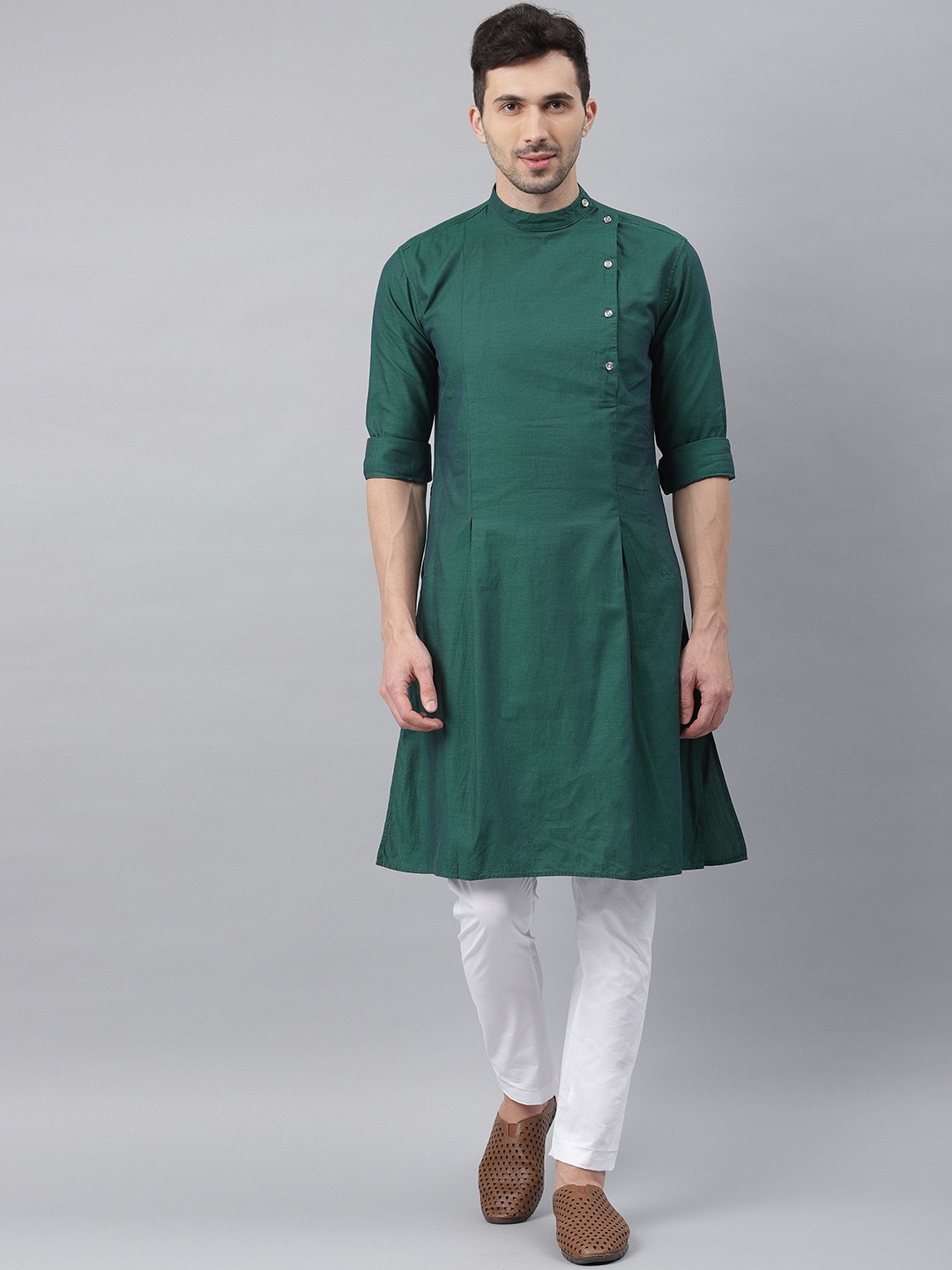 

Freehand Men Green Solid Straight Kurta