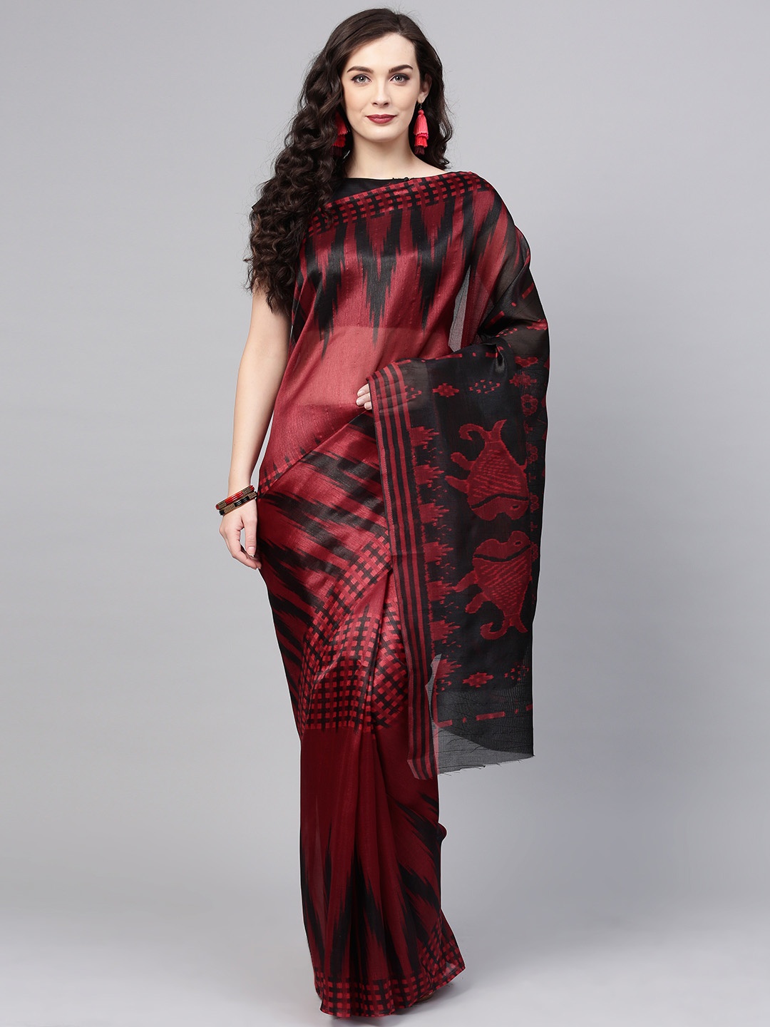 

Saree mall Maroon & Black Printed Bhagalpuri Saree