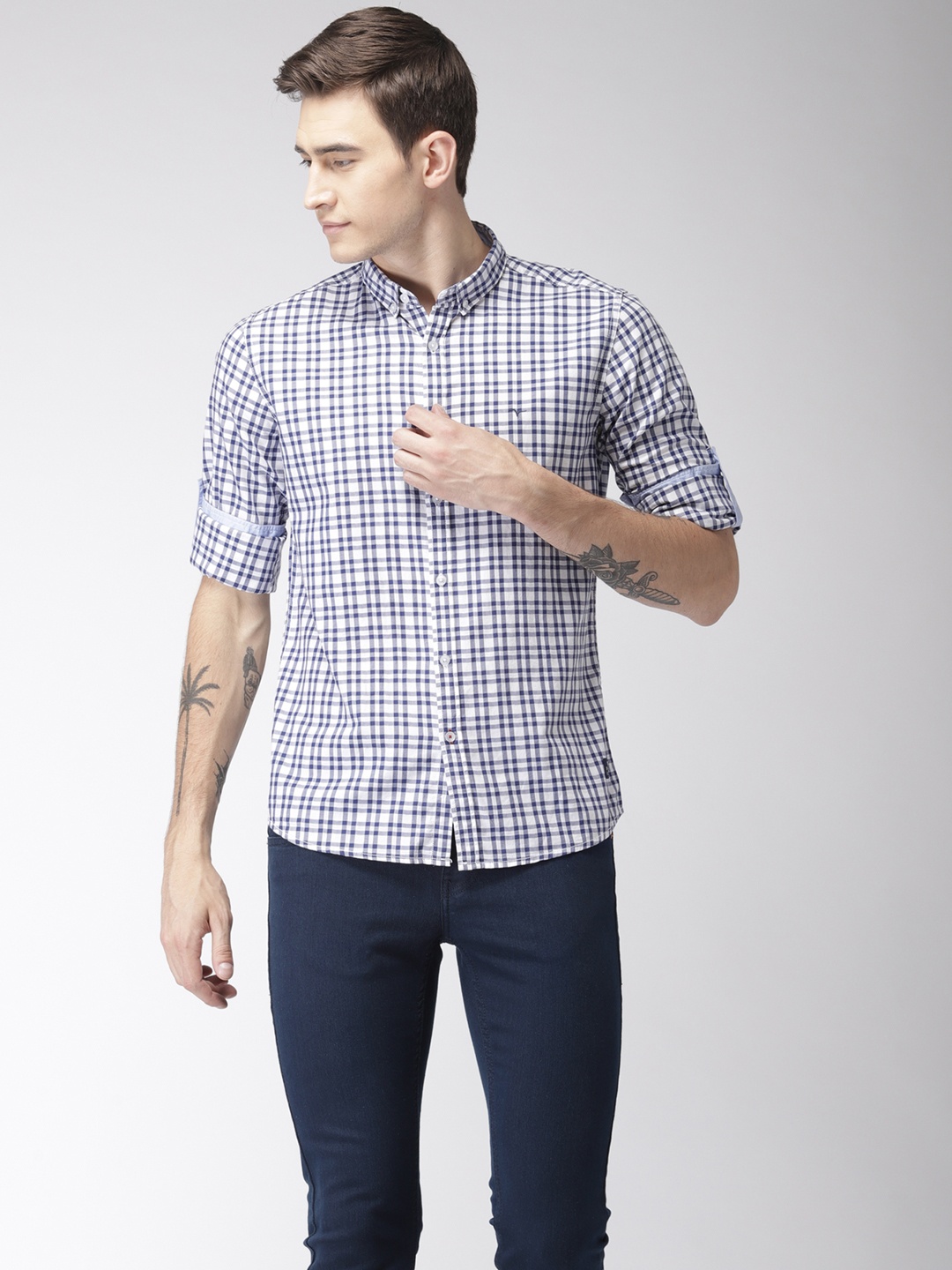 

Flying Machine Men White & Blue Regular Fit Checked Casual Shirt