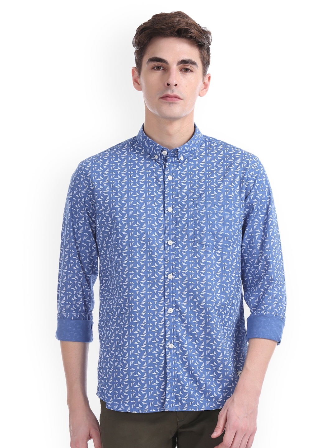 

Flying Machine Men Blue Regular Fit Solid Casual Shirt