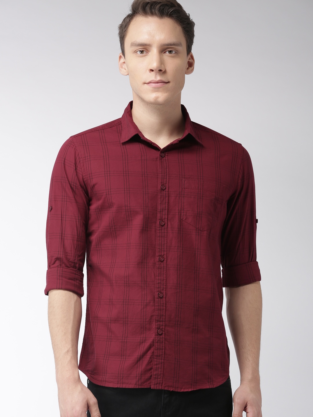 

HIGHLANDER Men Maroon & Black Slim Fit Checked Casual Shirt