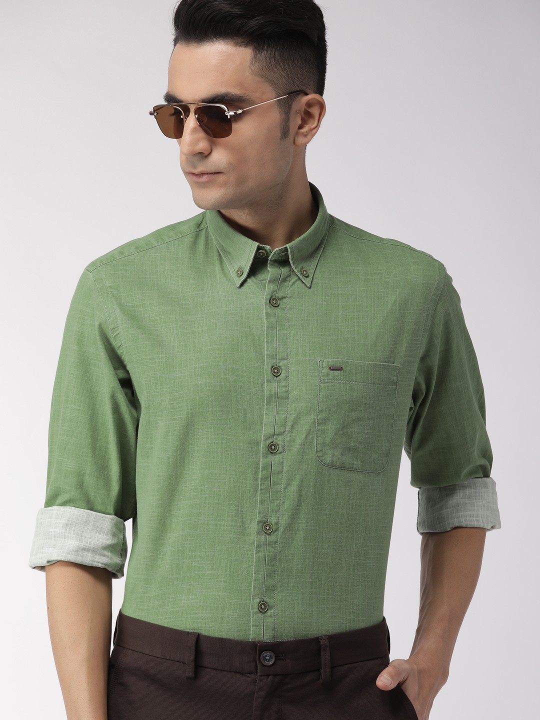 

Indian Terrain Men Green Slim Fit Solid Smart Casual Shirt