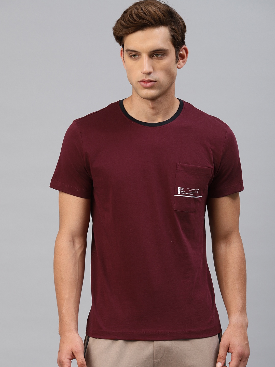 

HRX by Hrithik Roshan Men Maroon Solid Round Neck Pure Cotton T-shirt