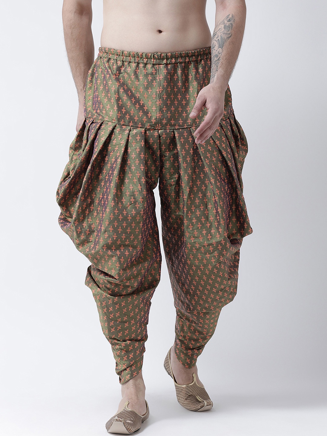 

DEVYAAN Men Green & Orange Printed Dhoti