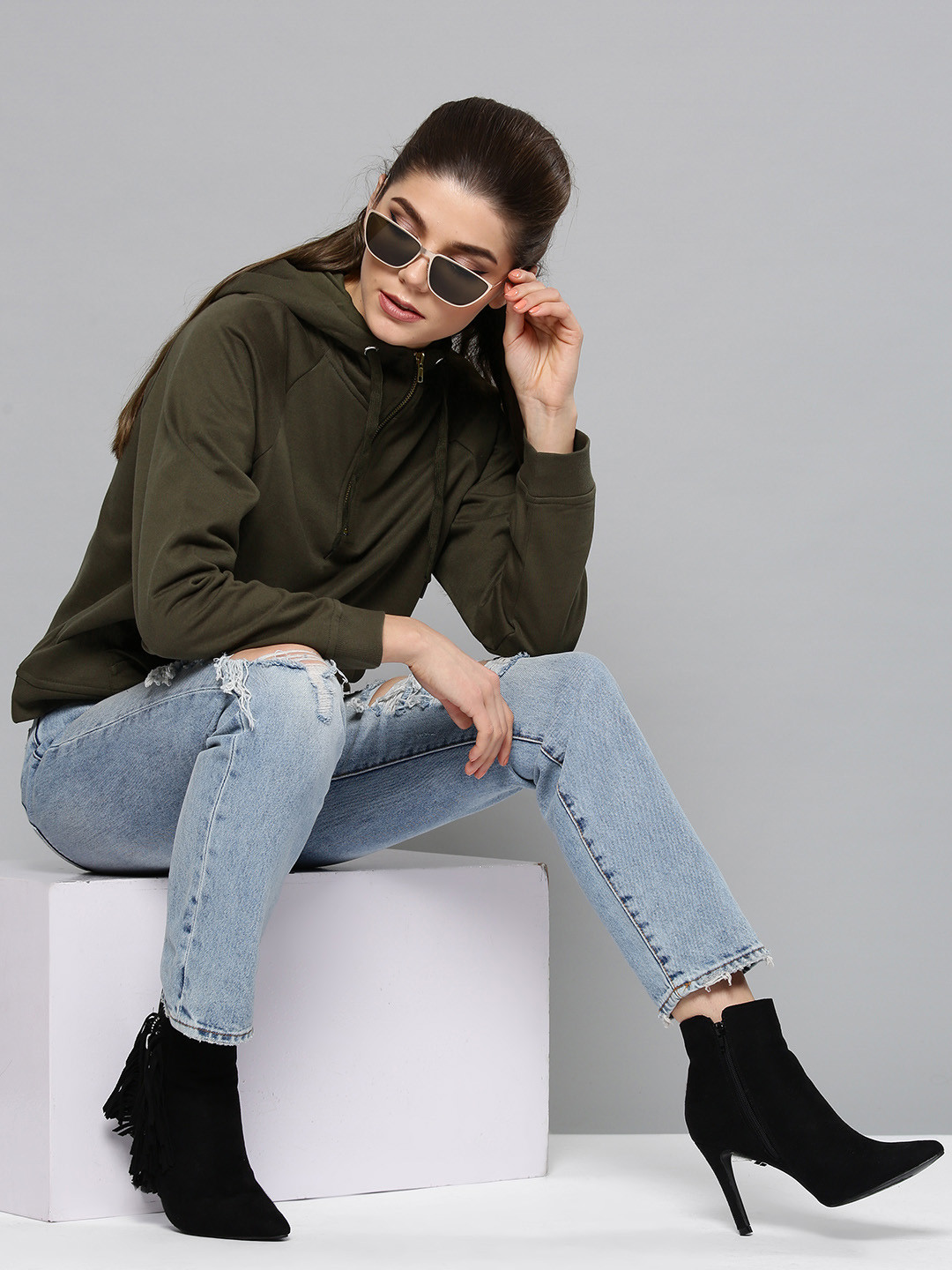 

Harpa Women Olive Green Solid Hooded Sweatshirt