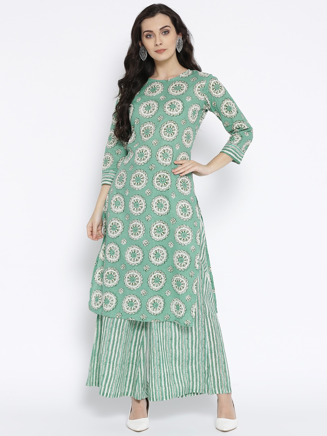 

Sringam Women Sea Green & White Printed Kurta with Palazzos