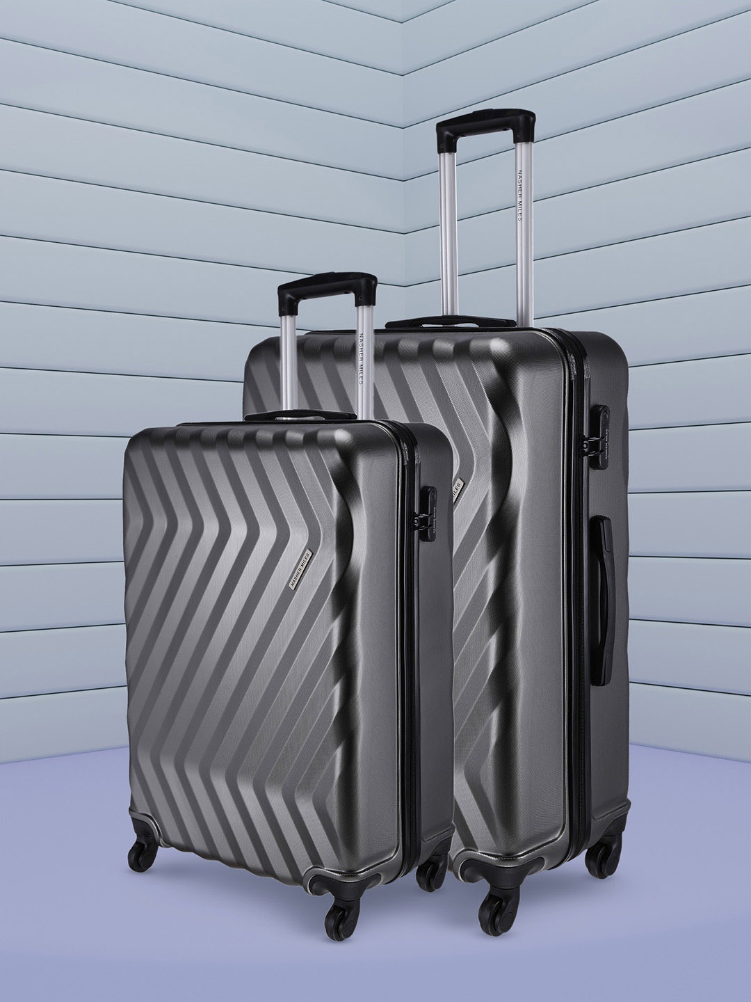 

Nasher Miles Unisex Lombard Set of 2 Grey Number Lock Trolley Suitcases