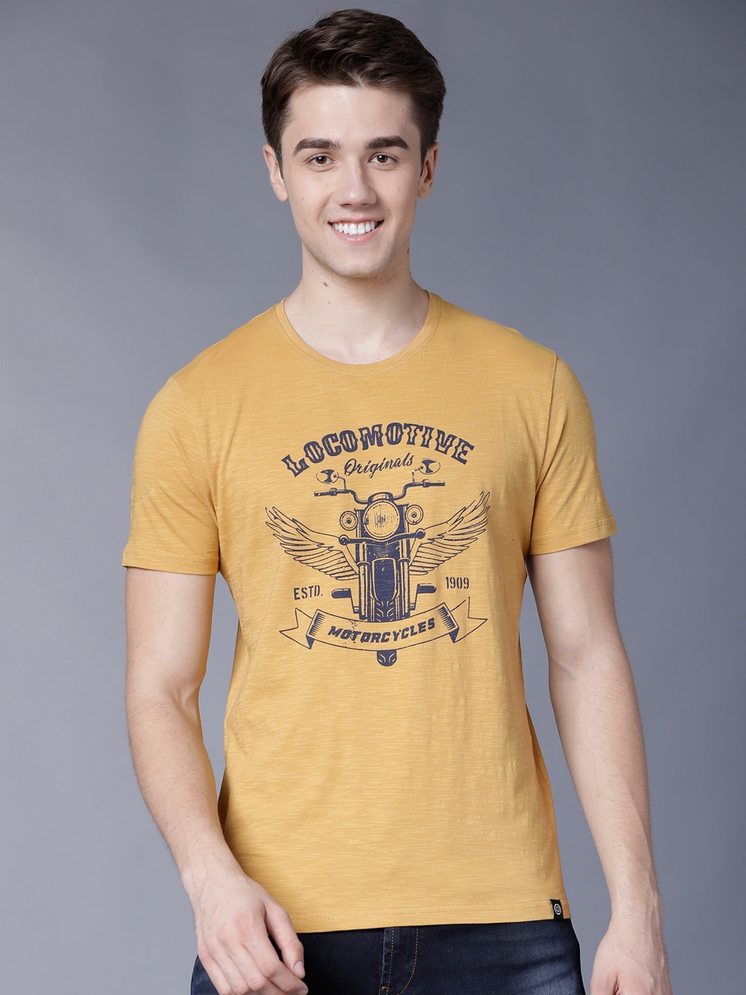 

LOCOMOTIVE Men Mustard-Yellow Printed Round Neck T-shirt