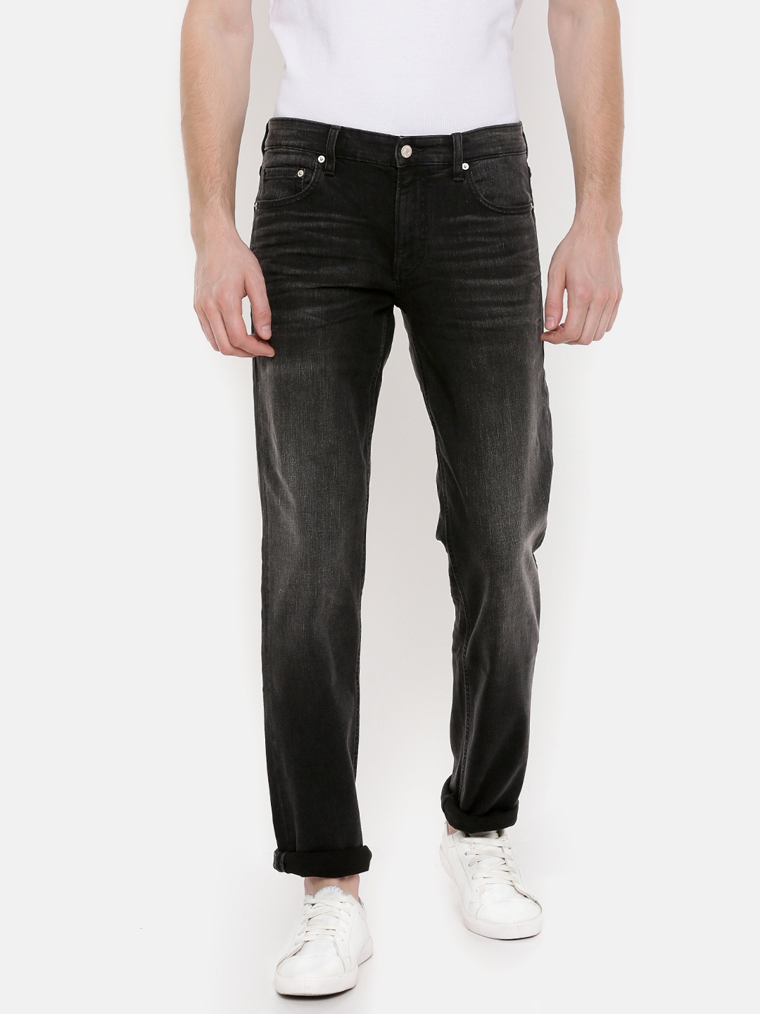 

Calvin Klein Jeans Men Black Slim Fit Mid-Rise Clean Look Stretchable Jeans