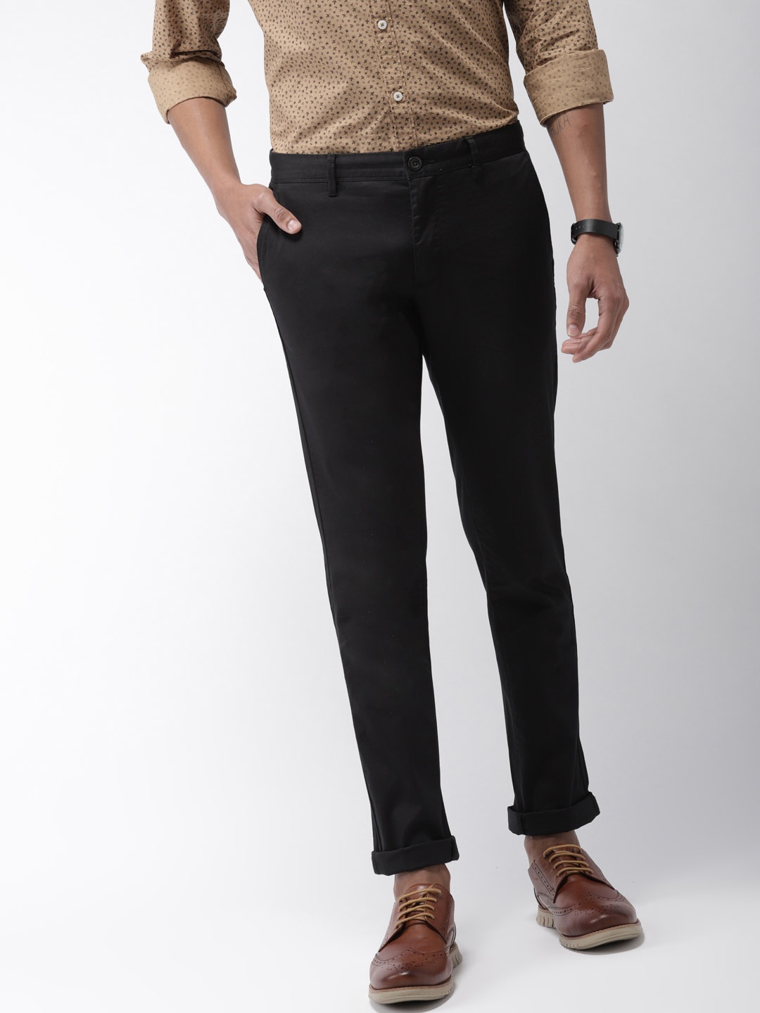 

Indian Terrain Men Black Brooklyn Slim Fit Solid Chinos