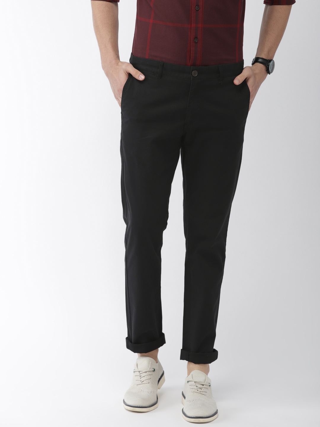 

Indian Terrain Men Black Brooklyn Slim Fit Solid Chinos