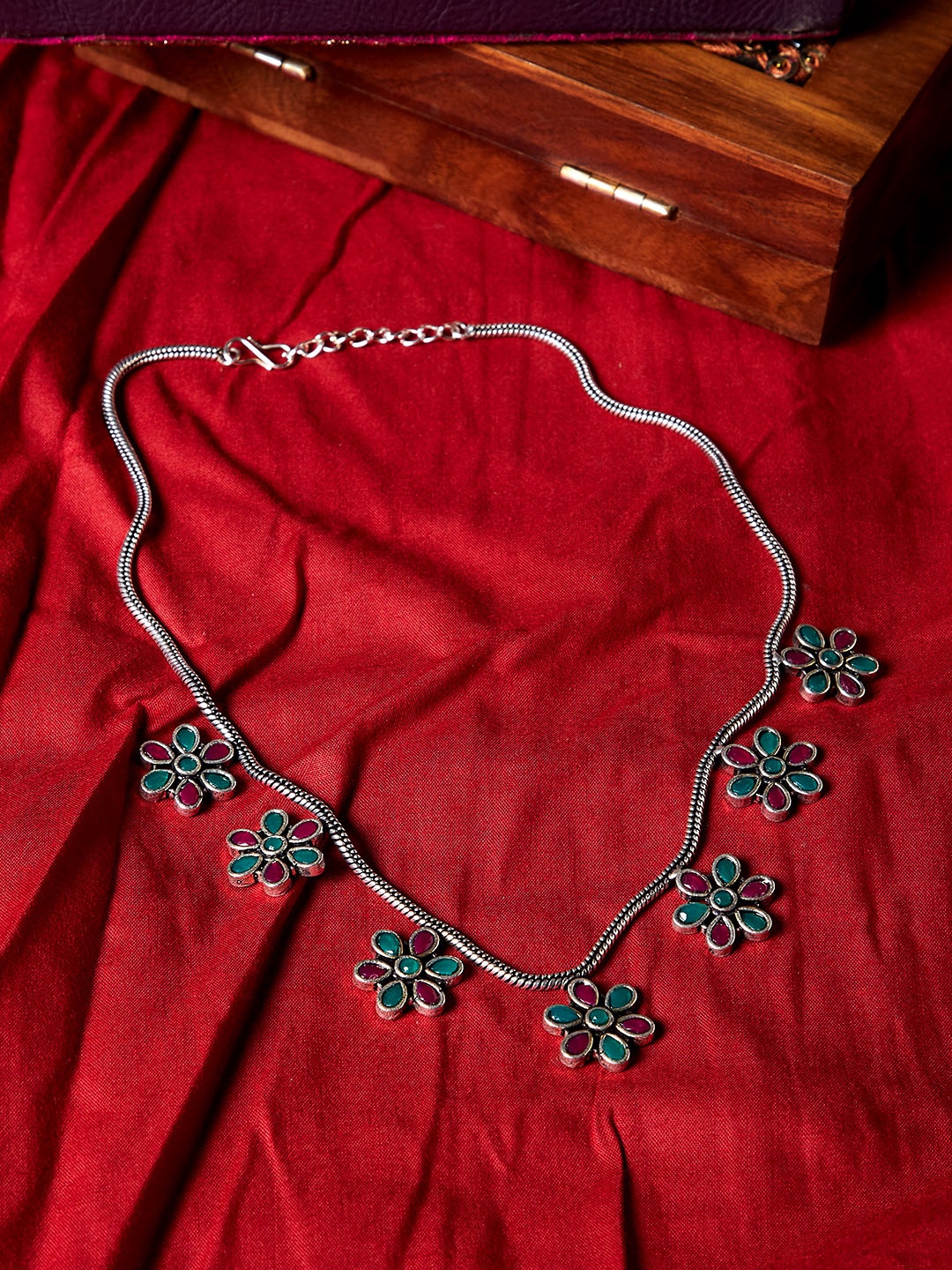 

PANASH Silver-Toned & Pink Brass Silver-Plated Handcrafted Chain