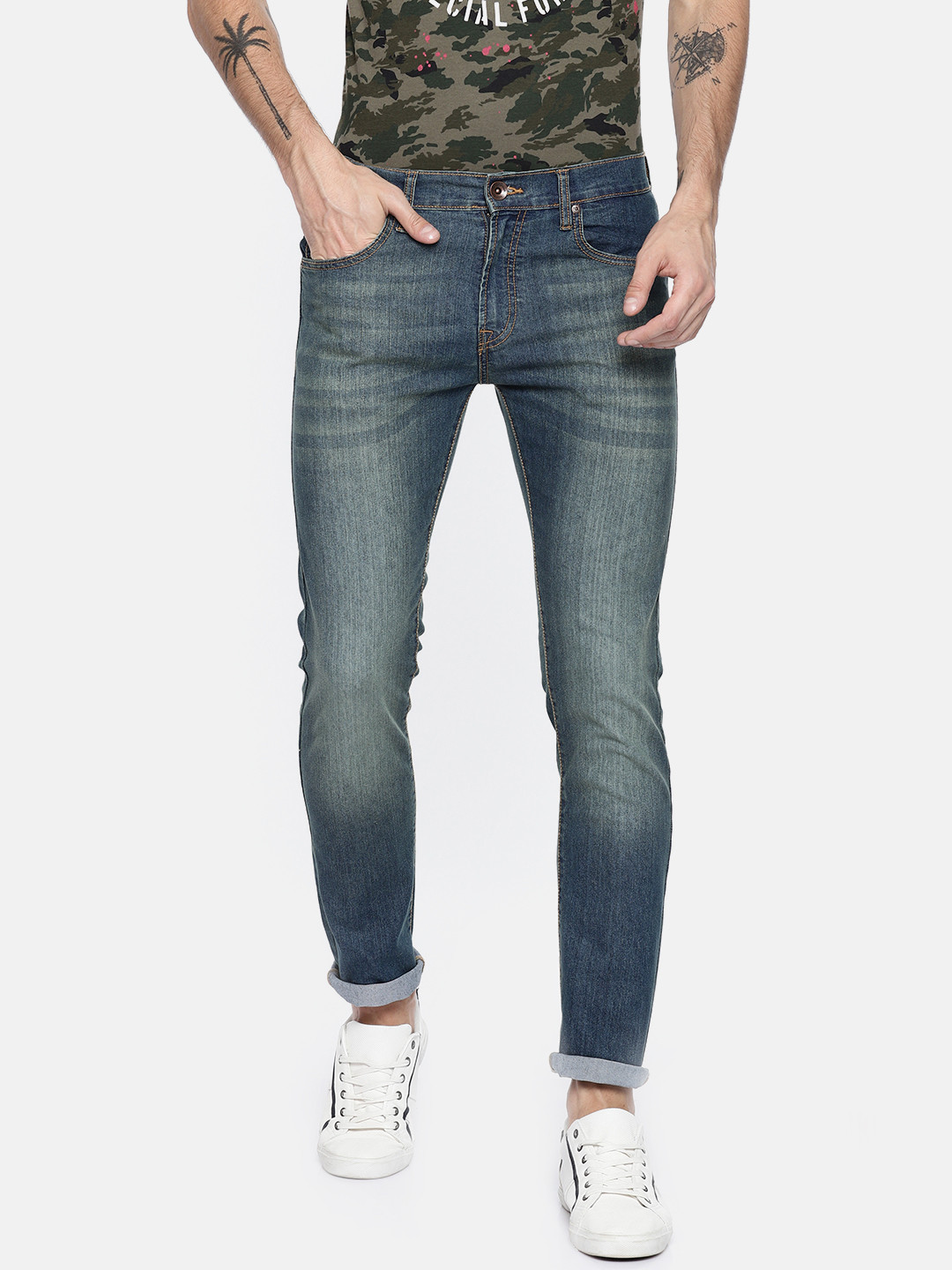 

Pepe Jeans Men Blue Vapour Slim Fit Low-Rise Clean Look Stretchable Jeans