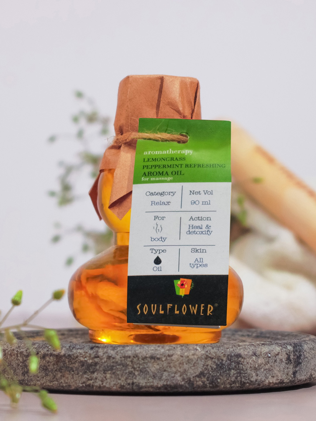 

Soulflower Lemongrass Peppermint Refreshing Aroma Sustainable Massage Oil 90ml, Transparent