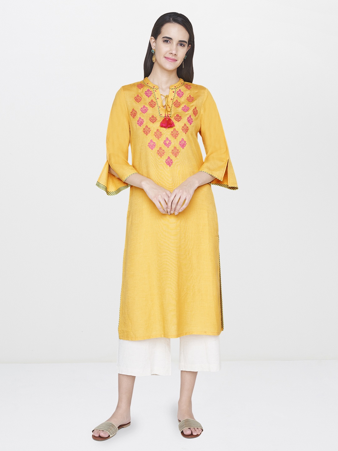 

Global Desi Women Mustard Yellow Embroidered Straight Kurta