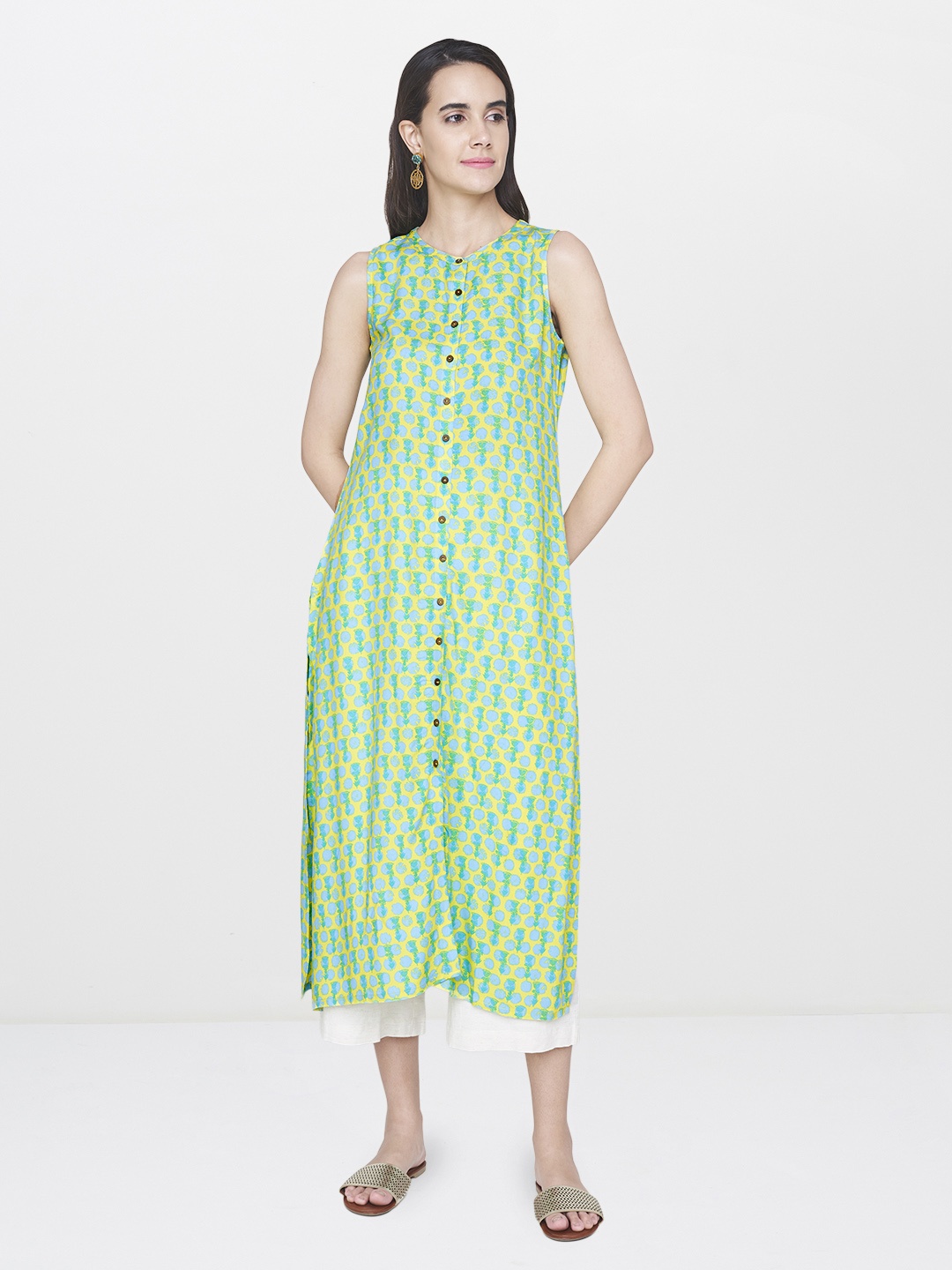 

Global Desi Women Yellow & Blue Printed Straight Kurta
