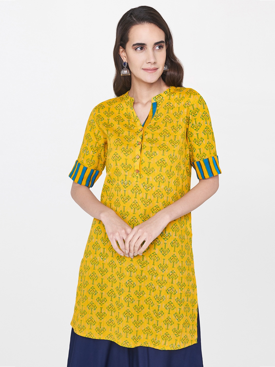 

Global Desi Women Mustard Yellow Printed Straight Kurta