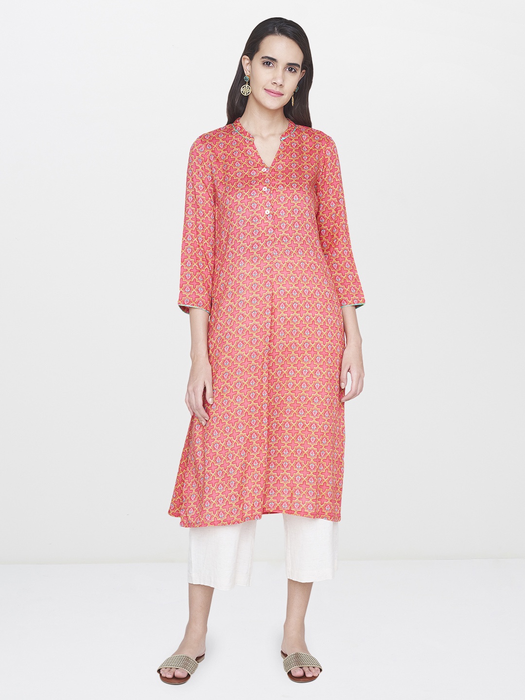 

Global Desi Women Pink Printed Straight Kurta
