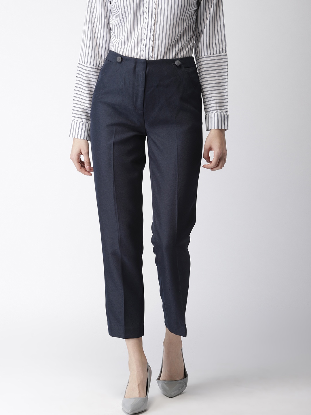 

Tommy Hilfiger Women Navy Blue Slim Fit Solid Cropped Formal Trousers