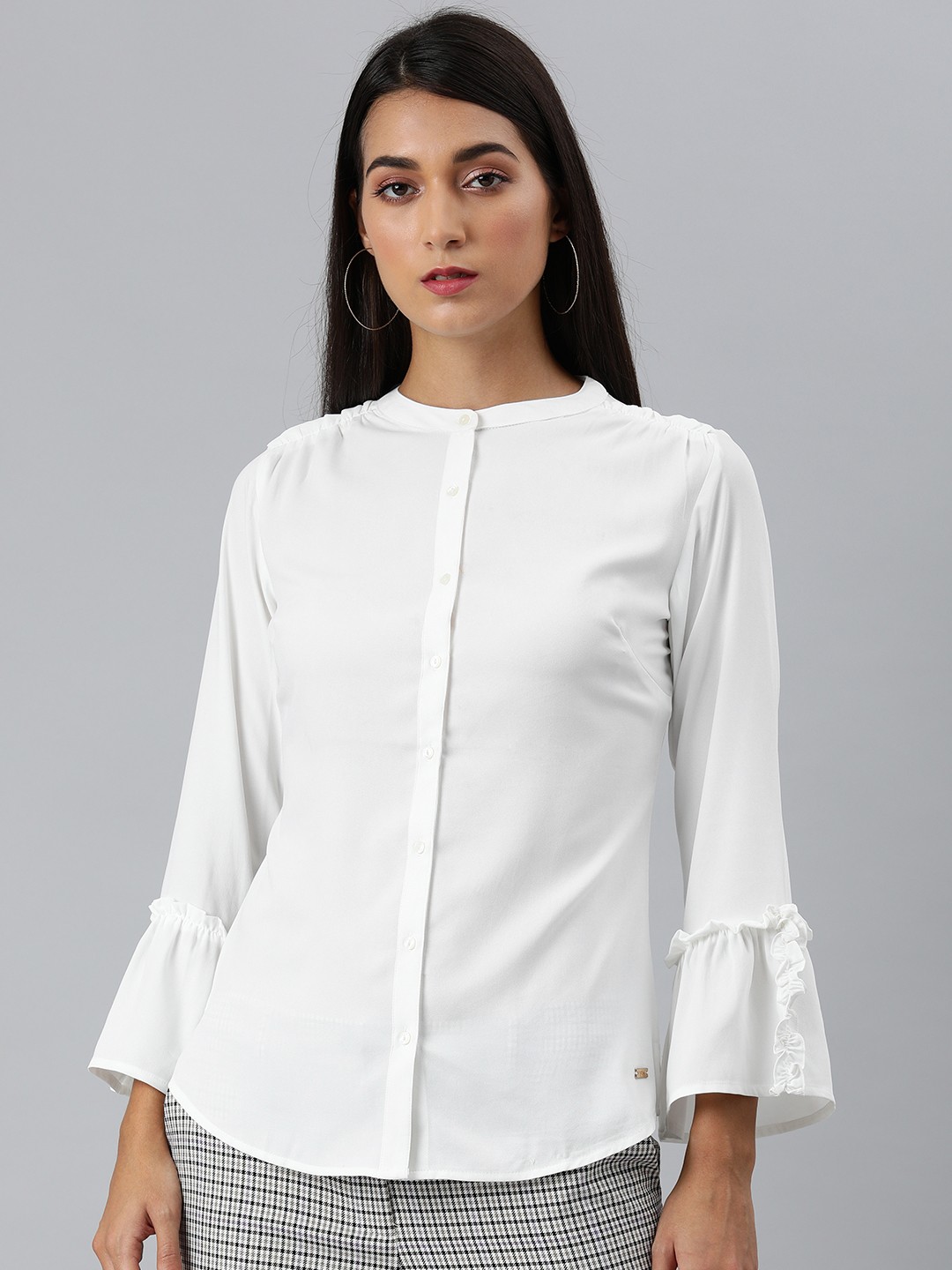 

Park Avenue White Mandarin Collar Bell Sleeve Shirt Style Top