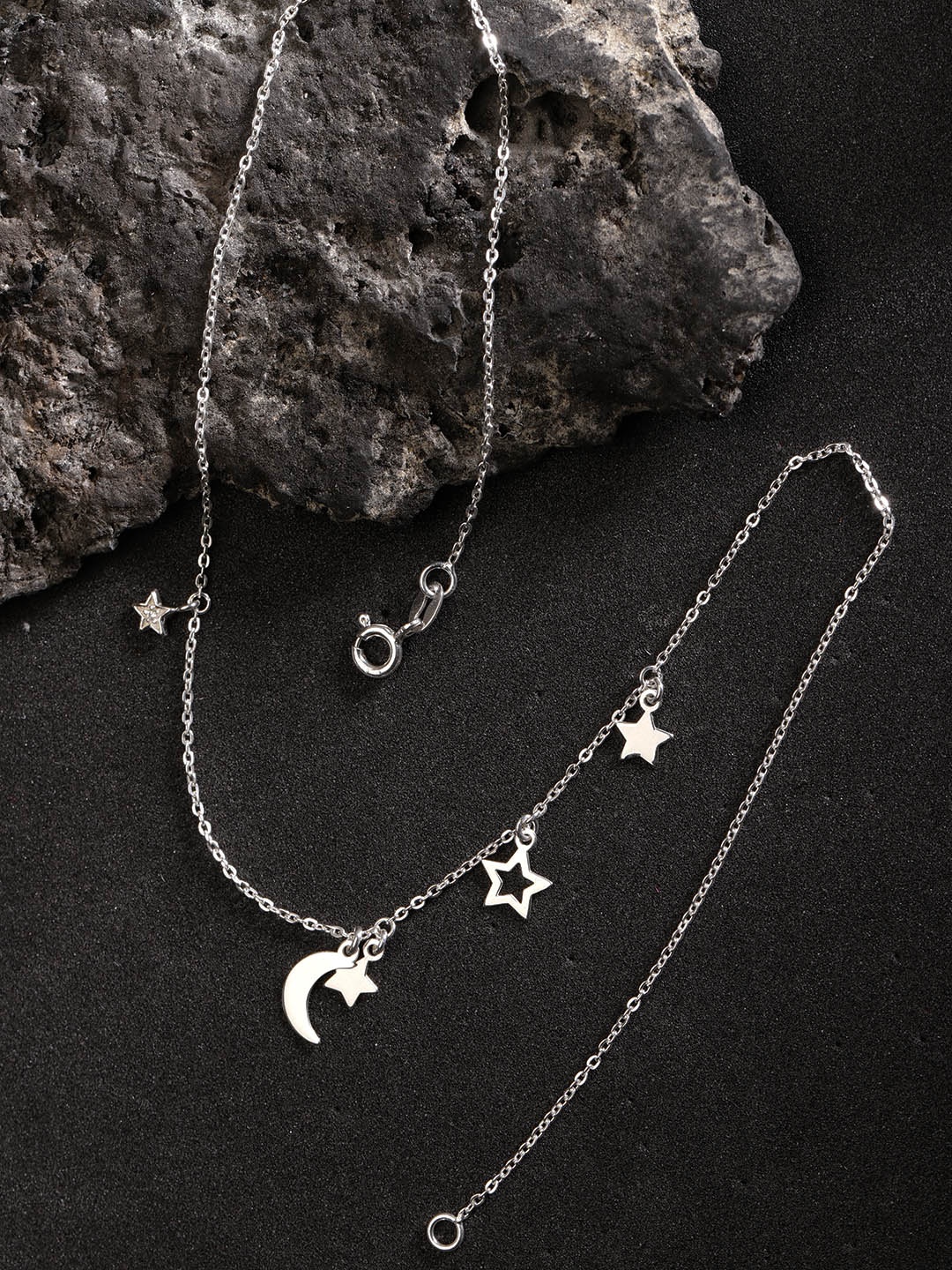 

Carlton London 925 Sterling Silver Necklace