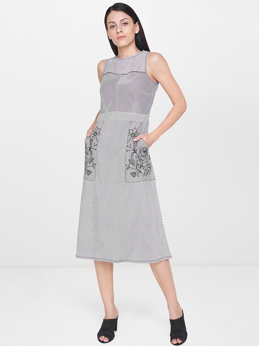

AND Women Black & White Striped A-Line Dress