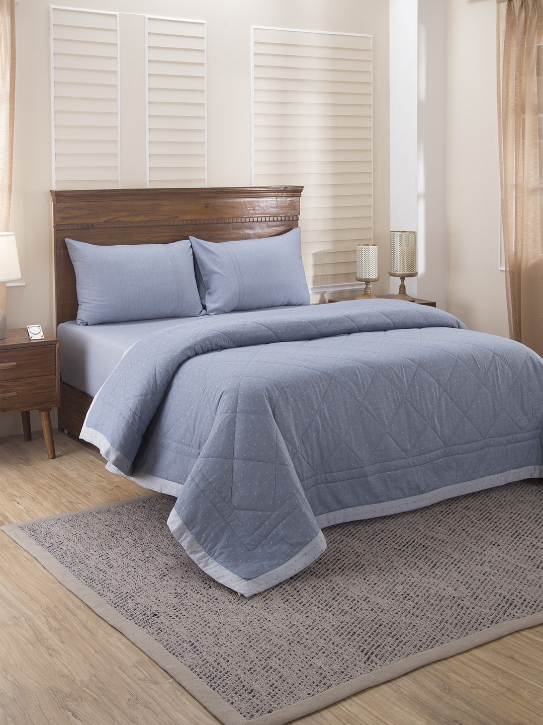 

MASPAR Blue Egyptian Cotton Solid AC Room 120 GSM Double Bed Quilt