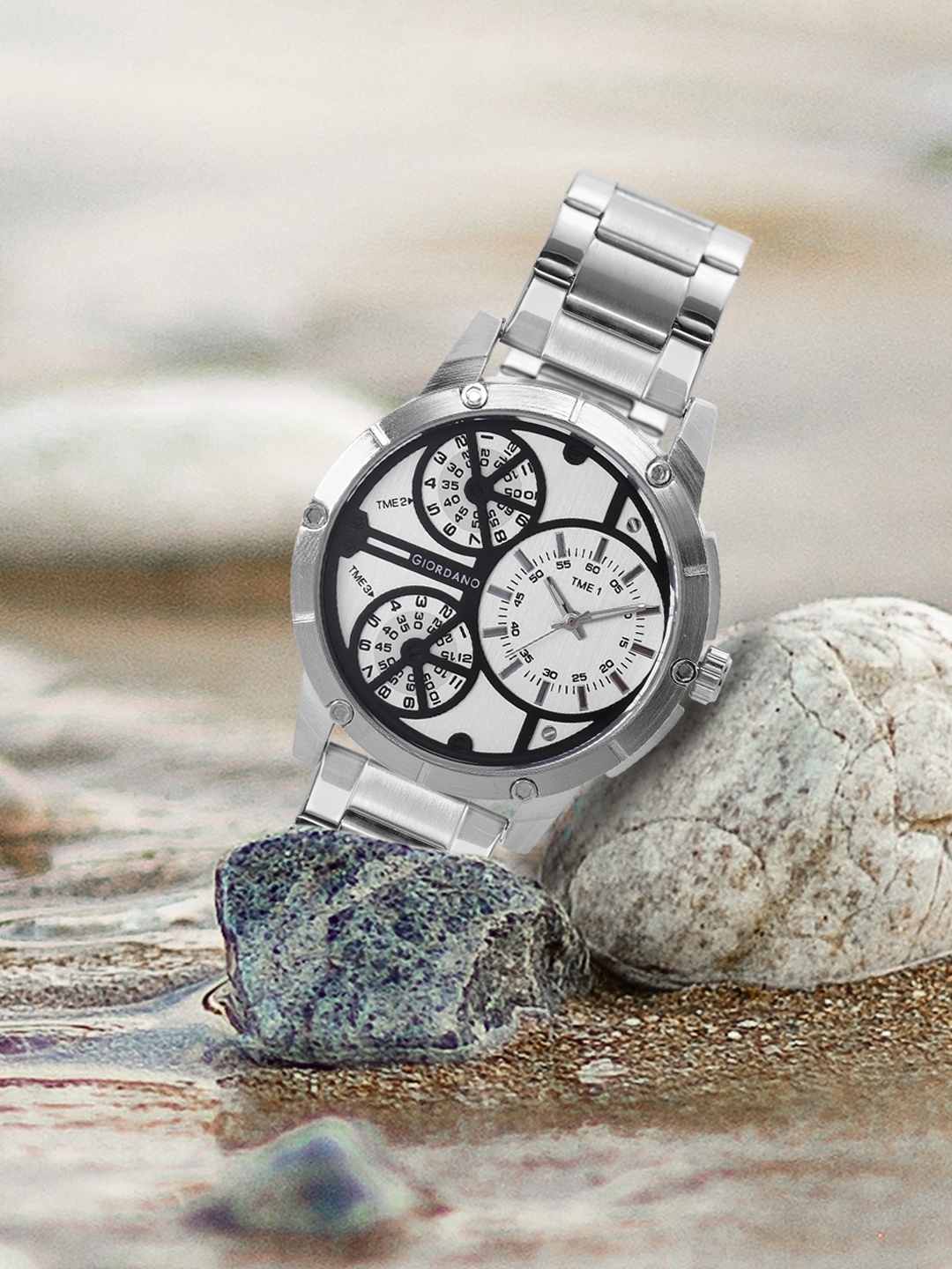 

GIORDANO Men Silver-Toned Analogue Watch F1110-11