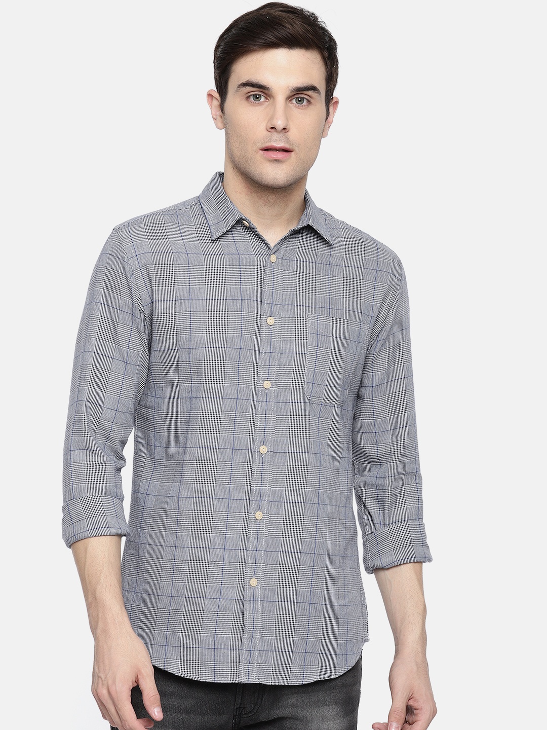 

Jack & Jones Men White & Black Slim Fit Checked Casual Shirt