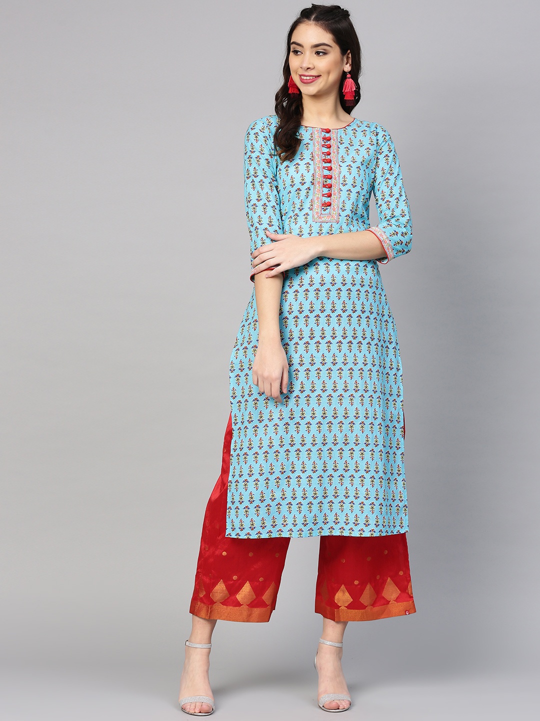 

Varanga Women Blue & Red Printed Straight Kurta