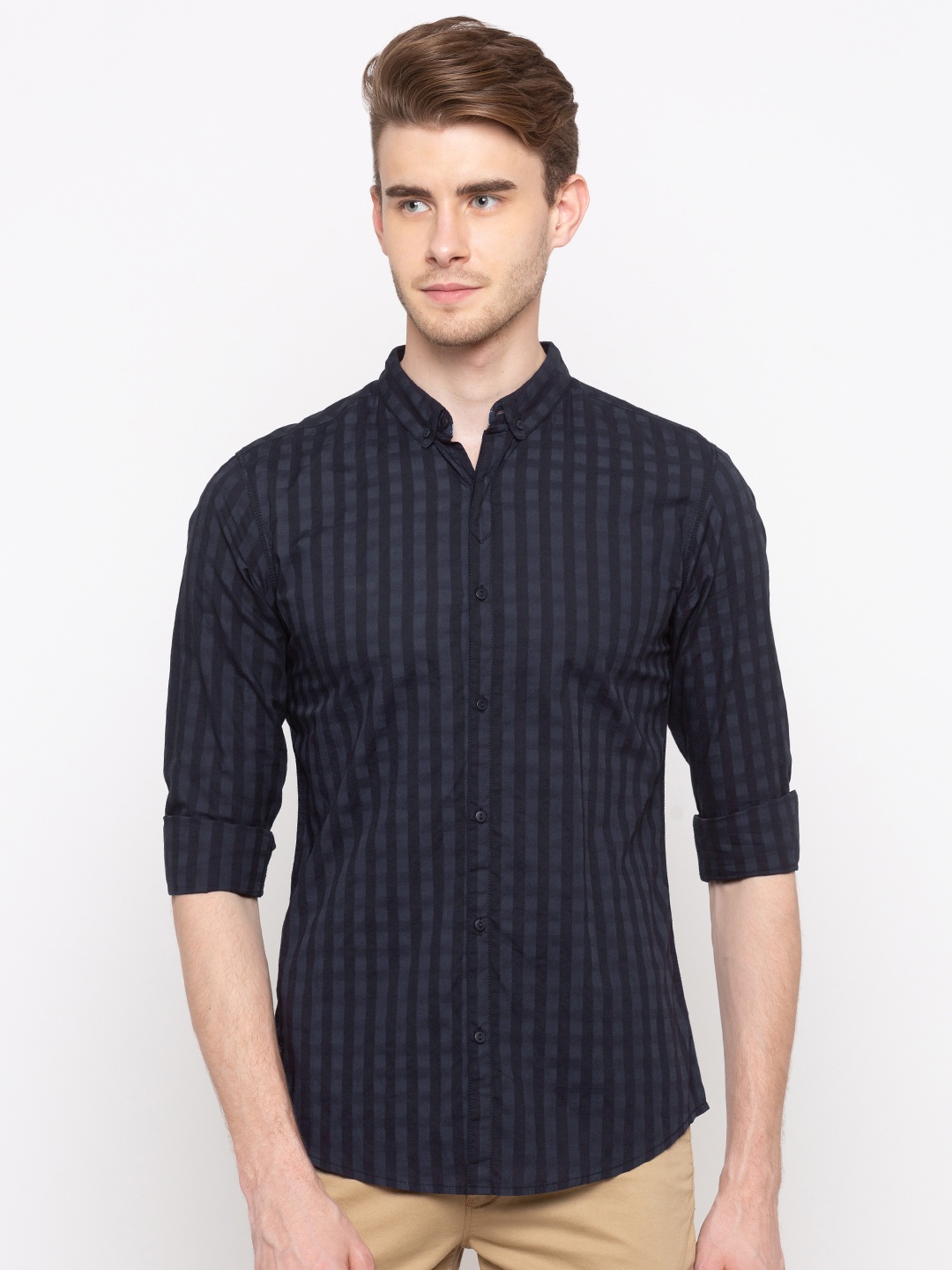 

SPYKAR Men Navy Blue Slim Fit Checked Casual Shirt