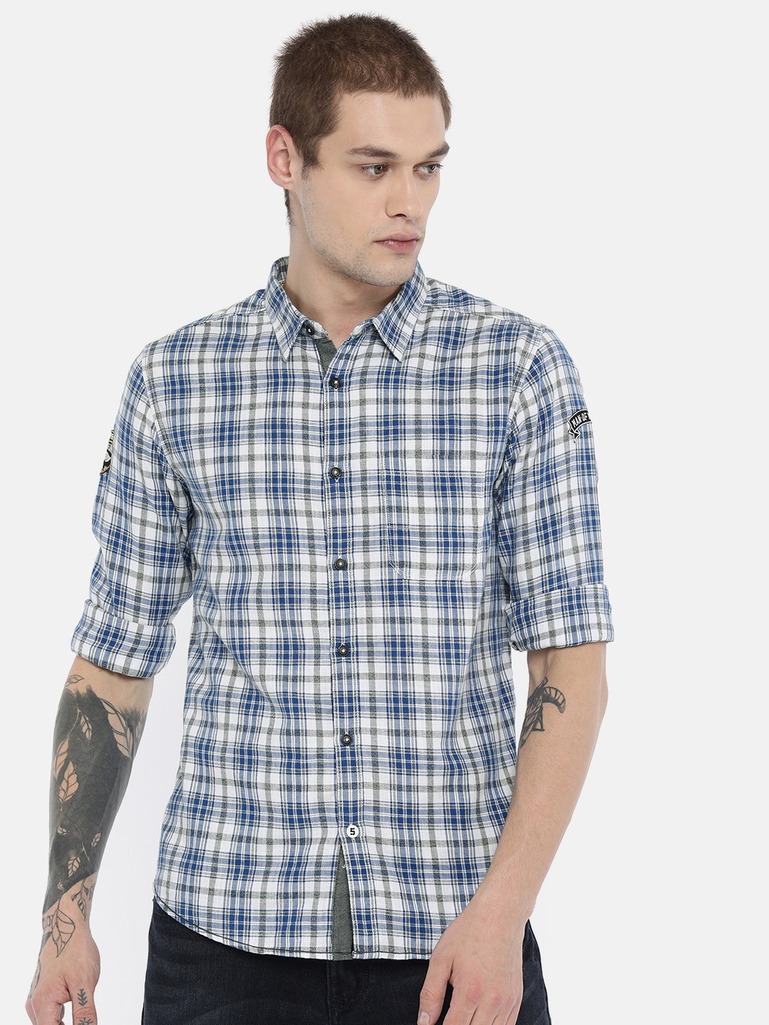

SPYKAR Men Blue & White Slim Fit Checked Casual Shirt