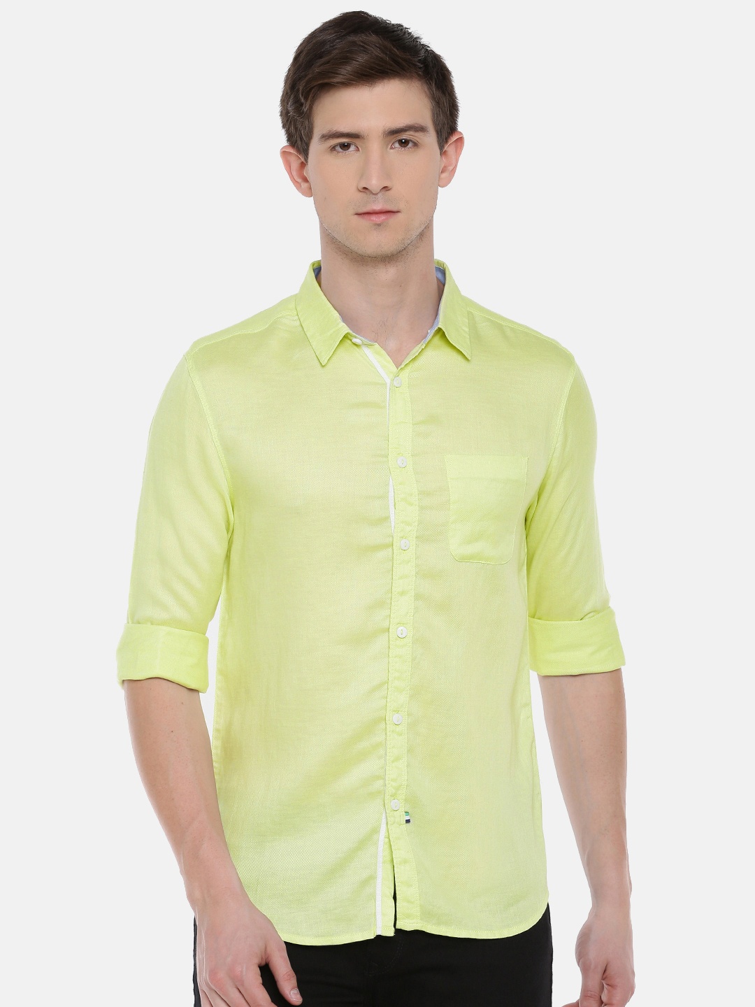 

SPYKAR Men Lime Green Slim Fit Solid Casual Shirt