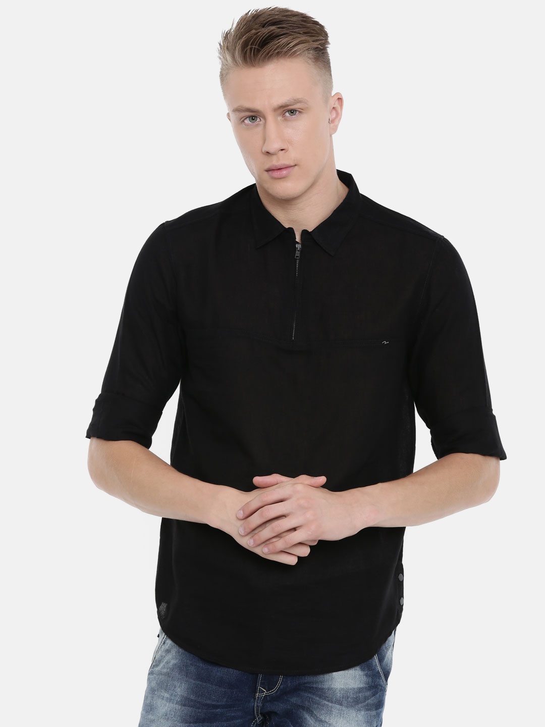 

SPYKAR Men Black Slim Fit Solid Casual Shirt