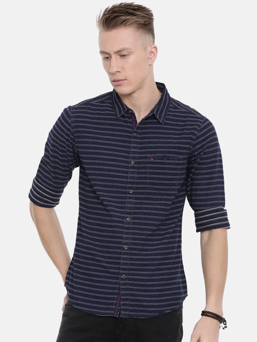 

SPYKAR Men Blue & Off-White Slim Fit Striped Casual Shirt
