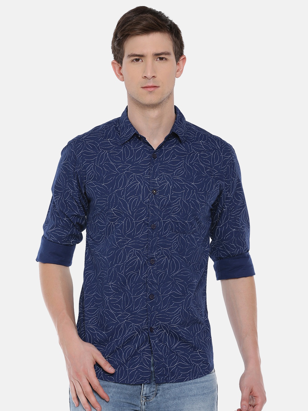 

SPYKAR Men Navy Blue & White Regular Fit Printed Casual Shirt