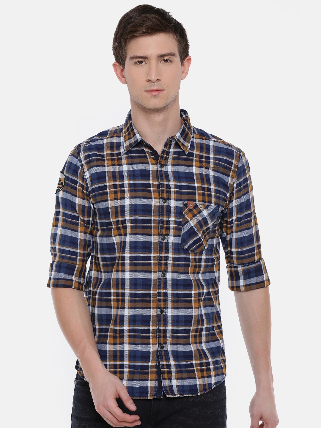 

SPYKAR Men Navy Blue & Mustard Yellow Slim Fit Checked Casual Shirt