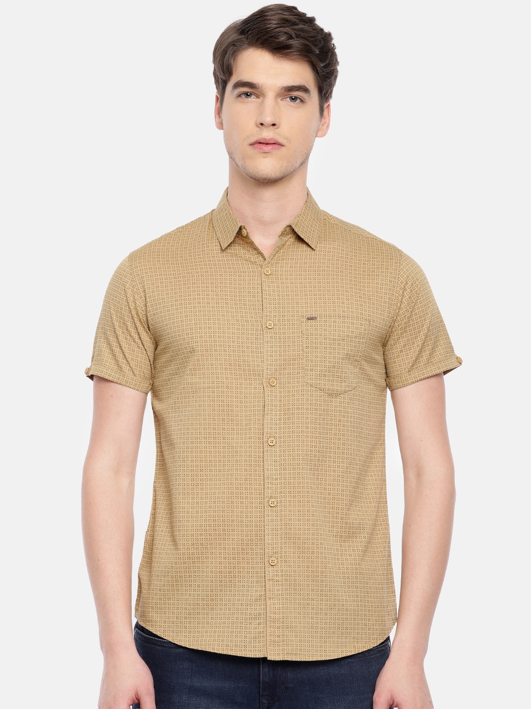 

SPYKAR Men Khaki & Black Slim Fit Printed Casual Shirt