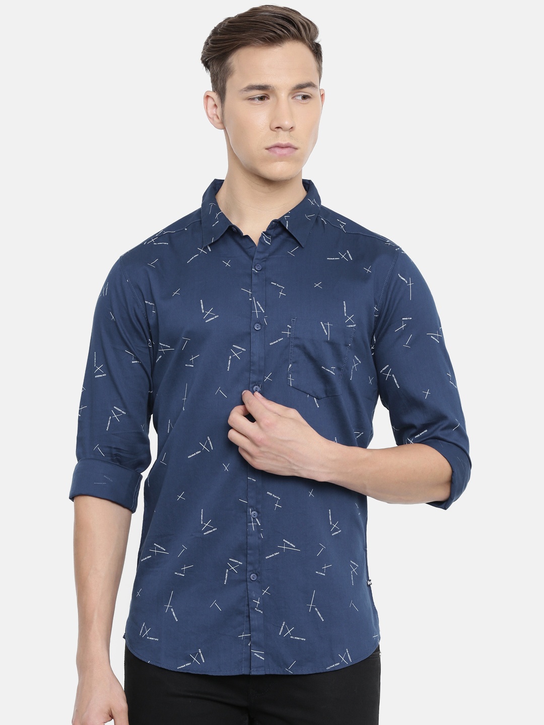 

SPYKAR Men Blue Slim Fit Printed Casual Shirt