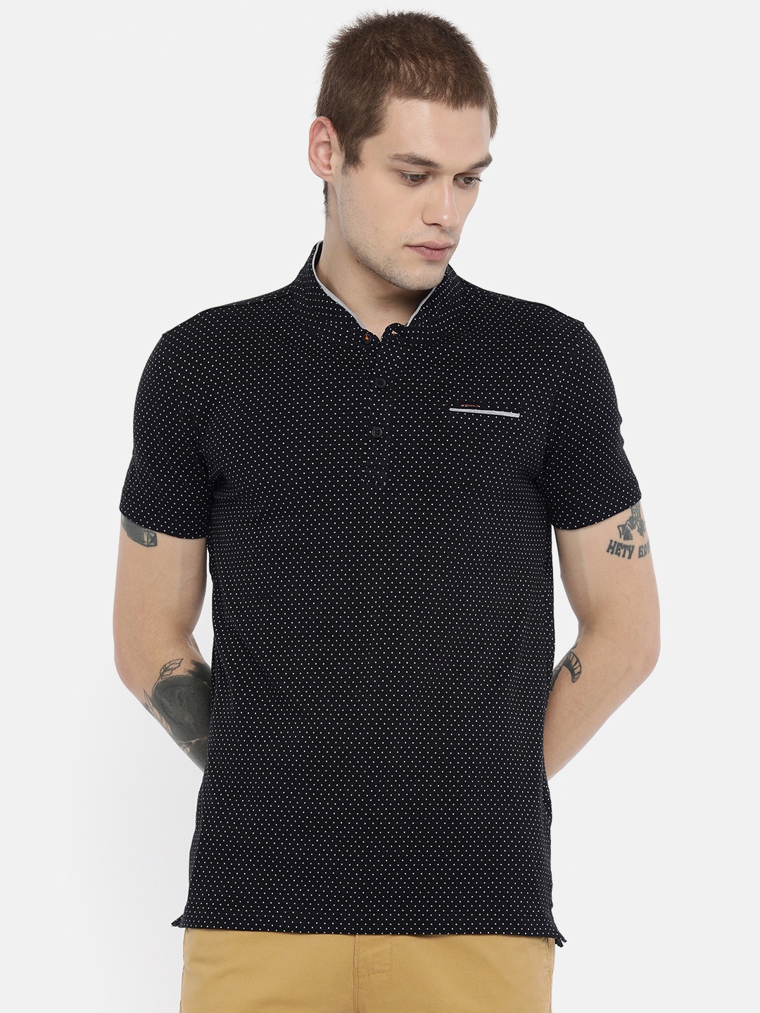 

SPYKAR Men Black White Printed Slim Fit Polo Collar Pure Cotton T-shirt