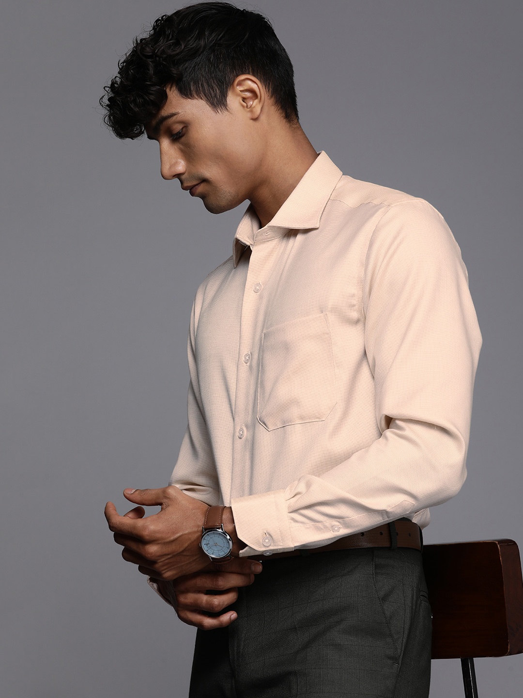

Louis Philippe Pure Cotton Self Design Classic Fit Textured Formal Shirt, Mauve