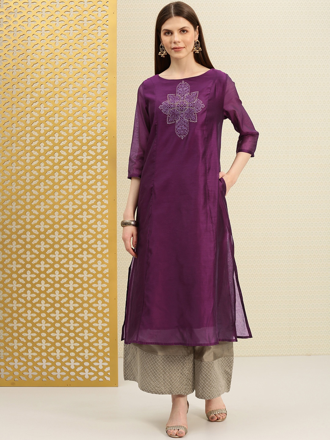 

House of Pataudi Women Magenta Woven Design A-Line Kurta