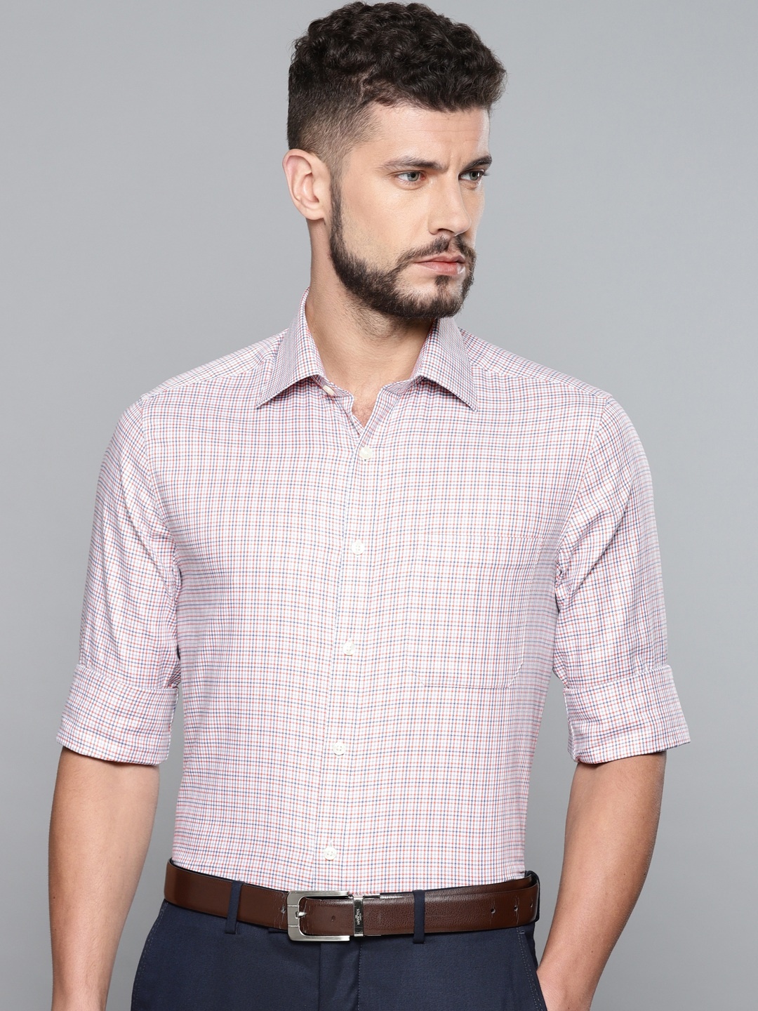 

Louis Philippe Men White & Navy Blue Classic Regular Fit Checked Smart Casual Shirt